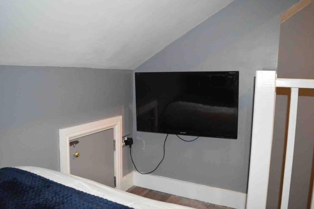 Unique 4 Bed House In Derby Perfect For Contractors And Families Villa Luaran gambar
